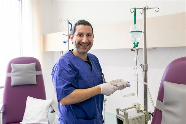 Unsere Pflegekräfte stehen Ihnen zur Seite, Foto: BFF/KLiniken Köln