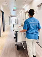 Unser Patientenbegleitdienst; Foto: ©Kliniken Köln/ Gladysch