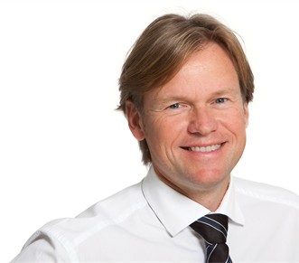 Prof. Volker Limmroth, Chefarzt Neurologie Köln Merheim, Ärztlicher Direktor Klinikum Merheim. Foto: Bettina Fürst-Fastré
