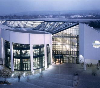 Außenbild der Universität Witten / Herdecke. Foto: Universität Witten / Herdecke