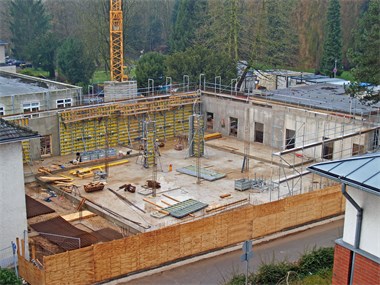 Naubau Haus 32d, die ersten Wände stehen, Foto: Dr. Horz Naubau Haus 32d, die ersten Wände stehen, Foto: Dr. Horz