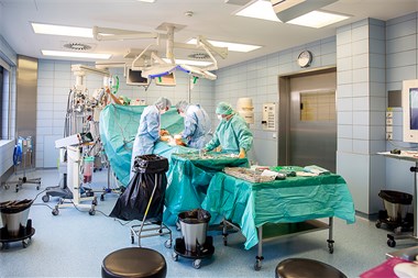 Im OP, Foto: ©KlinikenKöln-Panousi 